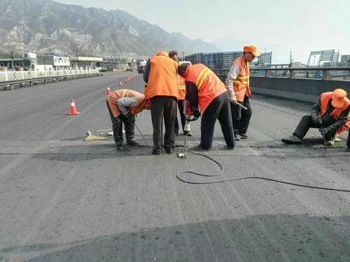 普洱道路桥梁病害治理